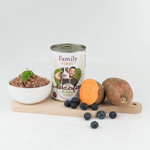 FAMILY FIRST Puszka dla psa Bogata w dziczyznę z batatami 400g
