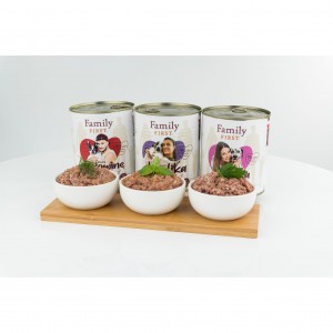 FAMILY FIRST Puszka dla psa Bogata w królika z gruszkami 800g