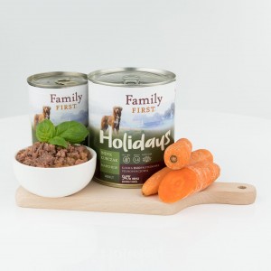 FAMILY FIRST Puszka dla psa Indyk/kurczak/marchew 800g