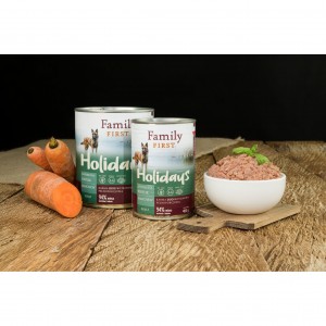 FAMILY FIRST Puszka dla psa Jagnięcina/królik/marchew 800g