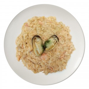 WIEJSKA ZAGRODA Handmade fillets Łosoś z małżami (dorosły) 70g